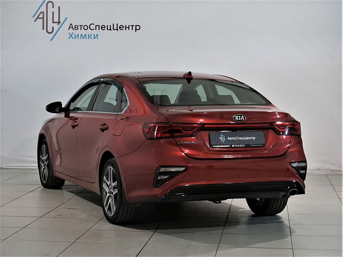 Kia Cerato 2019 2.0 AT (150 л.с.) Красный 60520127 фото 4