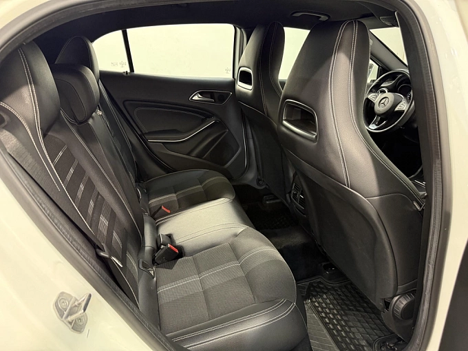 Mercedes-Benz GLA 2019 200 1.6 AMT (150 л.с.) Белый 85357012 фото 13