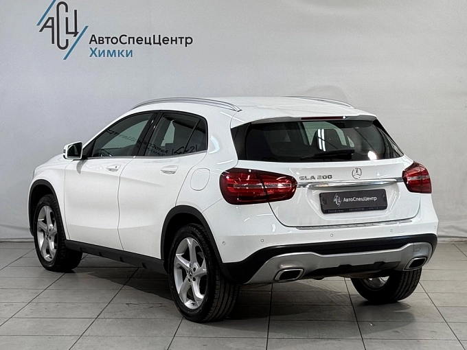 Mercedes-Benz GLA 2019 200 1.6 AMT (150 л.с.) Белый 85357012 фото 4
