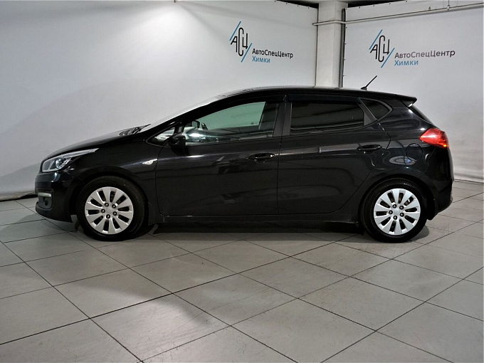 Kia Ceed 2015 1.6 AT (130 л.с.) Чёрный 60815051 фото 3