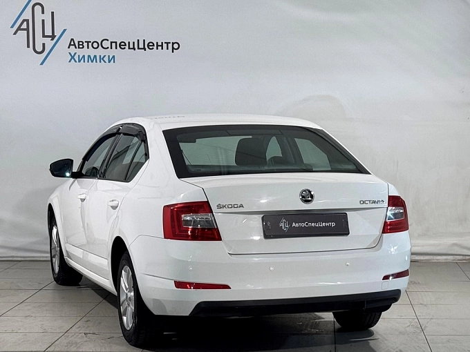 Skoda Octavia 2015 1.6 AT (110 л.с.) Белый 83659353 фото 4