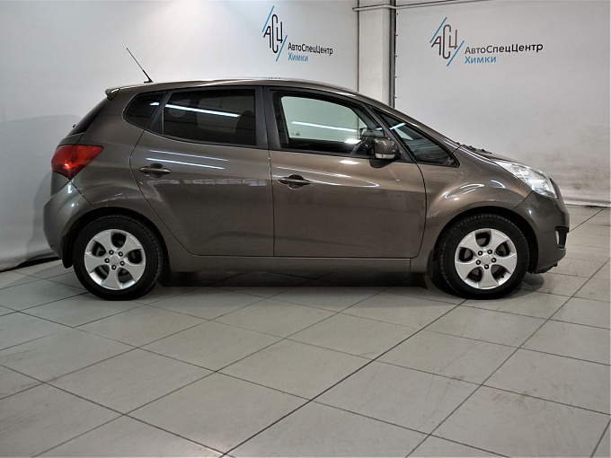 Kia Venga 2014 1.6 AT (124 л.с.) Коричневый 60082428 фото 7