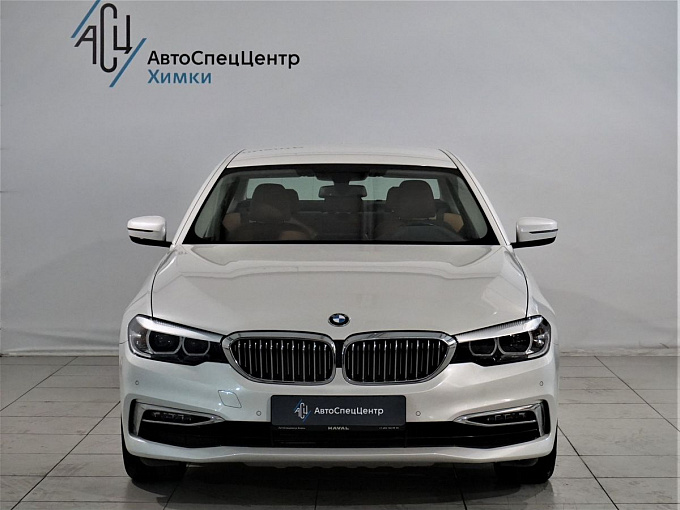 BMW 5 серии 2019 520 2.0d AT 4WD (190 л.с.) Белый 59884365 фото 5