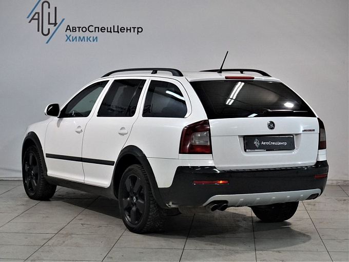 Skoda Octavia 2011 1.8 MT 4WD (152 л.с.) Белый 68813858 фото 4