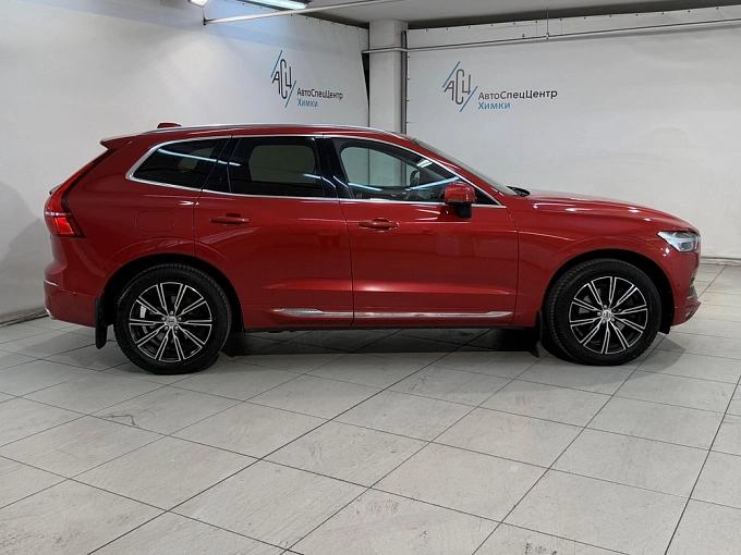 Volvo XC60 2018 2.0d AT 4WD (190 л.с.) Красный 84675836 фото 7