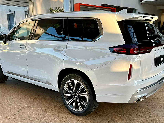 EXEED VX Рестайлинг President (7 мест) 2.0 AT 4WD (249 л.с.) Аструм (белый) фото 4