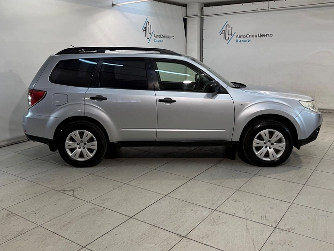 Subaru Forester 2011 2.0 MT 4WD (150 л.с.) Серебристый 83731641 фото 7