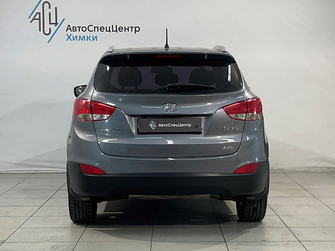 Hyundai ix35 2012 2.0 AT 4WD (150 л.с.) Серый 63242484 фото 8