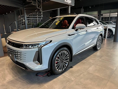 RX Премиум 2.0 AT 4WD (249 л.с.)