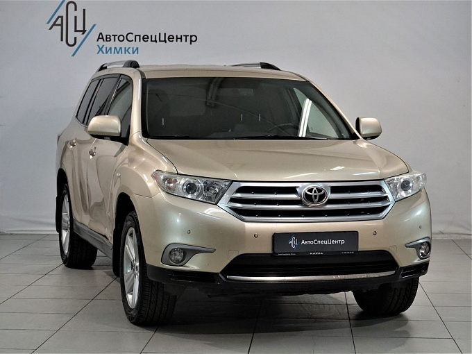 Toyota Highlander 2011 3.5 AT 4WD (273 л.с.) Бежевый 59763993 фото 2