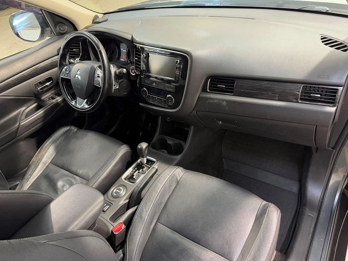 Mitsubishi Outlander 2016 2.4 CVT 4WD (167 л.с.) Серый 82055042 фото 11