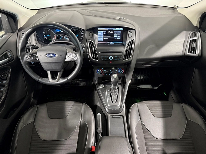 Ford Focus 2017 1.5 AT (150 л.с.) Коричневый 83348760 фото 9