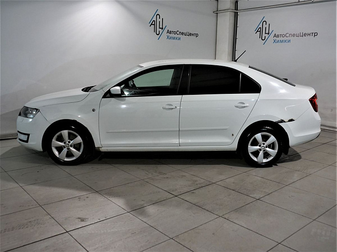 Skoda Rapid 2014 1.6 MT (105 л.с.) Белый 68022063 фото 3