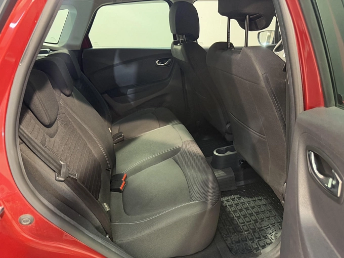 Renault Kaptur 2020 2.0 AT 4WD (143 л.с.) Красный 84907702 фото 4