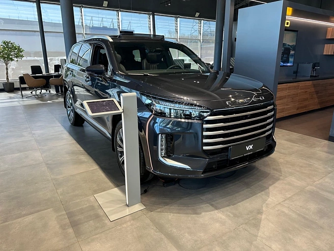 EXEED VX Рестайлинг Президент 6 мест 2.0 AT 4WD (249 л.с.) Титан (темно серый) фото 2