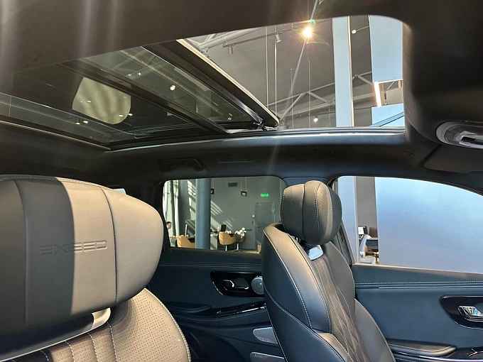 EXEED VX Рестайлинг Президент 6 мест 2.0 AT 4WD (249 л.с.) Титан (темно серый) фото 13