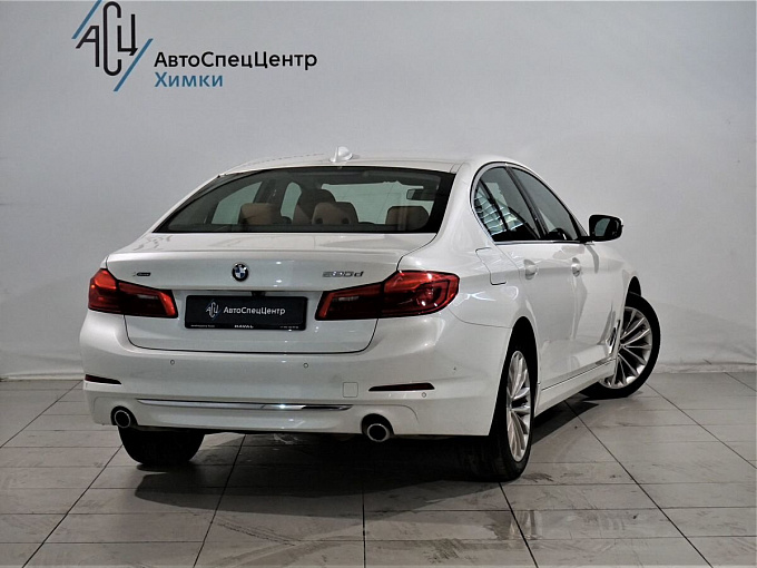 BMW 5 серии 2019 520 2.0d AT 4WD (190 л.с.) Белый 59884365 фото 6