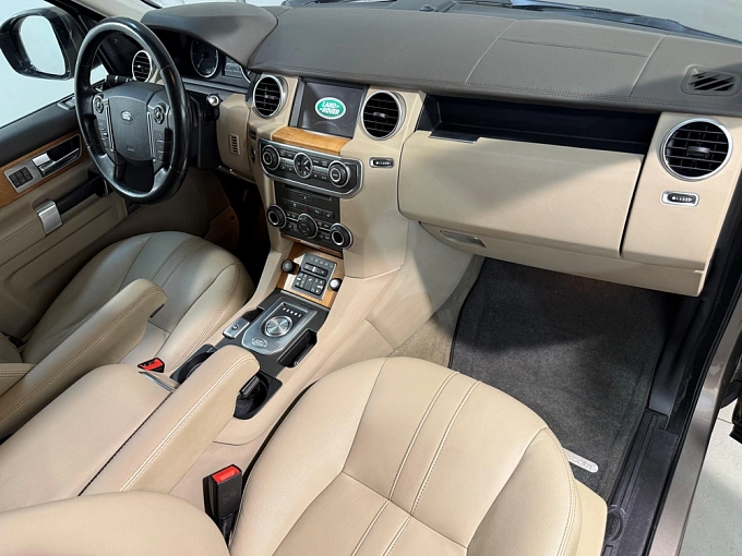 Land Rover Discovery 2014 3.0d AT 4WD (249 л.с.) Серый 84721157 фото 3