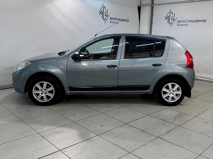 Renault Sandero 2011 1.6 MT (84 л.с.) Синий 84073445 фото 3