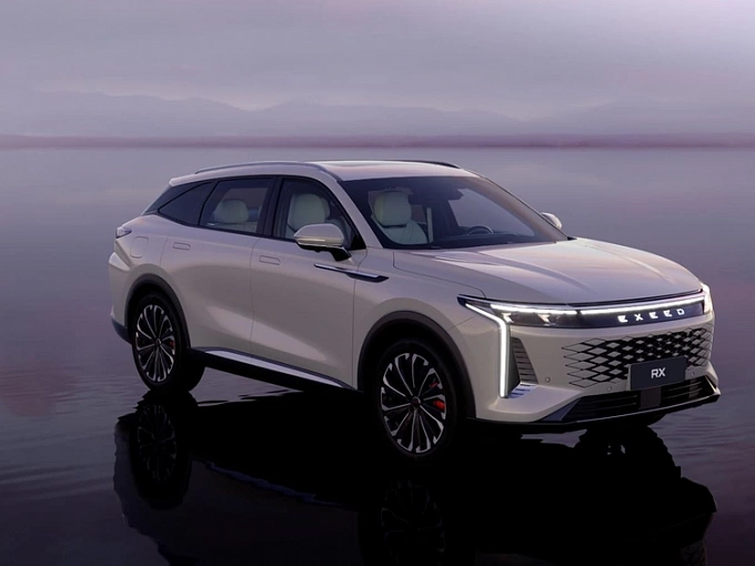 EXEED RX Urban 2.0 AMT 4WD (197 л.с.) Галактический серый фото 2