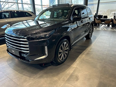 VX Рестайлинг Президент 6 мест 2.0 AT 4WD (249 л.с.)