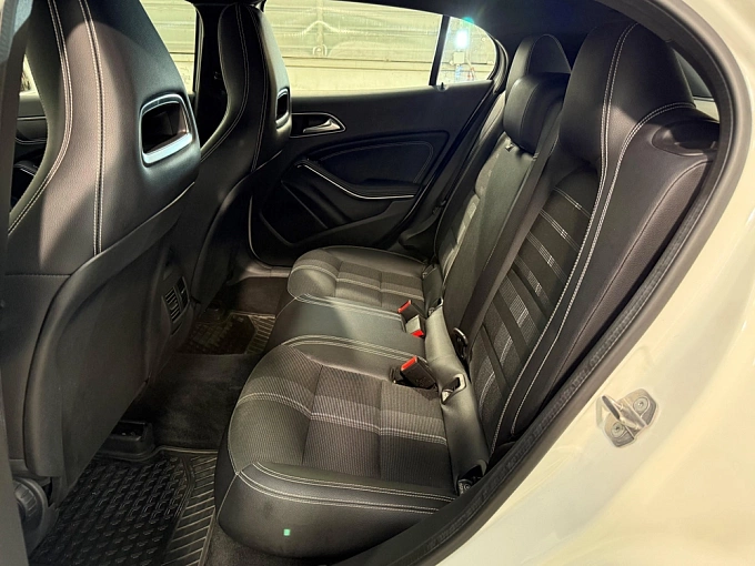 Mercedes-Benz GLA 2019 200 1.6 AMT (150 л.с.) Белый 85357012 фото 12