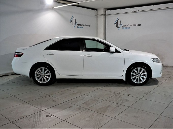 Toyota Camry 2010 2.4 AT (167 л.с.) Белый 67555165 фото 7