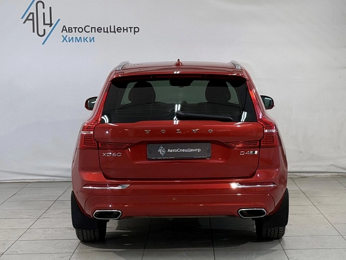 Volvo XC60 2018 2.0d AT 4WD (190 л.с.) Красный 84675836 фото 8