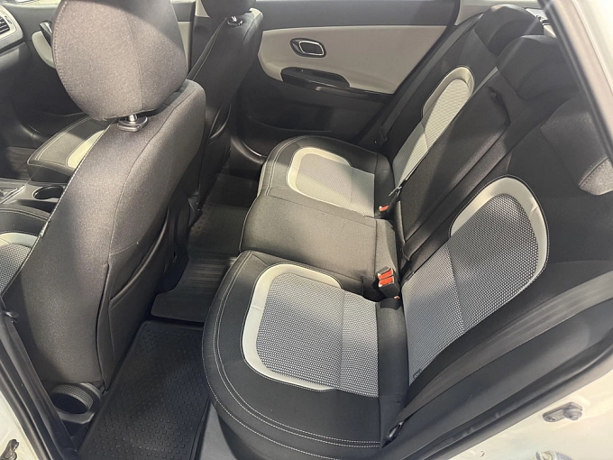 Kia Ceed 2015 1.6 AT (129 л.с.) Белый 84041013 фото 12