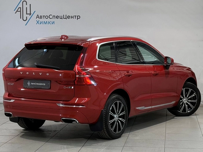 Volvo XC60 2018 2.0d AT 4WD (190 л.с.) Красный 84675836 фото 6