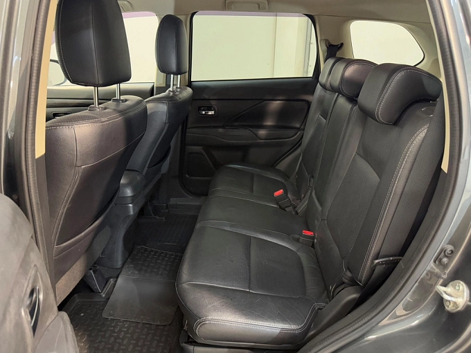 Mitsubishi Outlander 2016 2.4 CVT 4WD (167 л.с.) Серый 82055042 фото 12