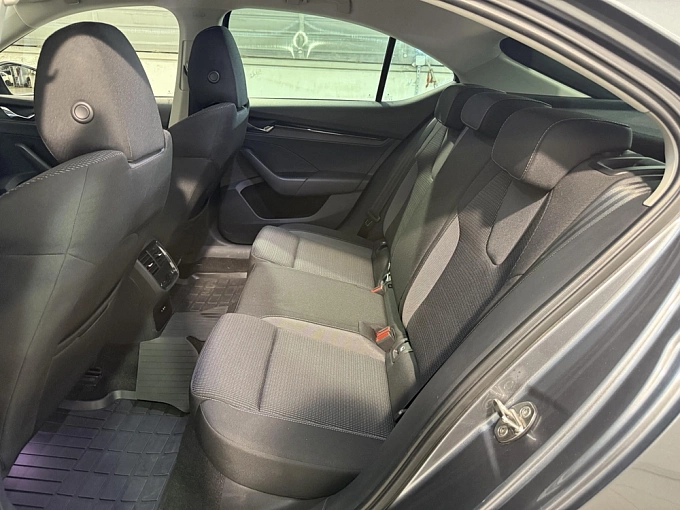 Skoda Octavia 2021 2.0 AMT (190 л.с.) Серый 85495270 фото 11