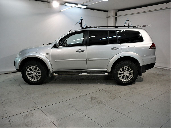 Mitsubishi Pajero Sport 2015 2.5d AT 4WD (178 л.с.) Серый 57050773 фото 3