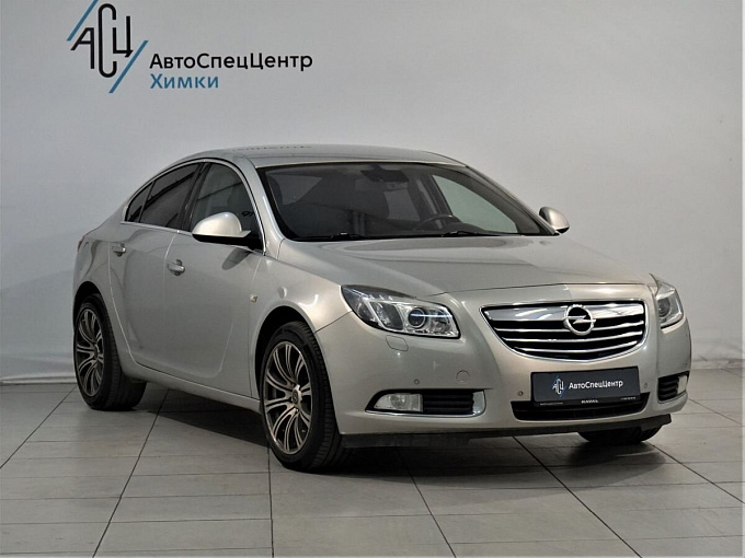 Opel Insignia 2010 2.0 AT (220 л.с.) Бежевый 60432081 фото 2