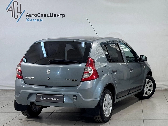 Renault Sandero 2011 1.6 MT (84 л.с.) Синий 84073445 фото 6