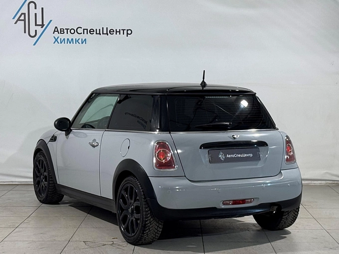 MINI Hatch 2011 One 1.6 AT (98 л.с.) Белый 83655077 фото 4