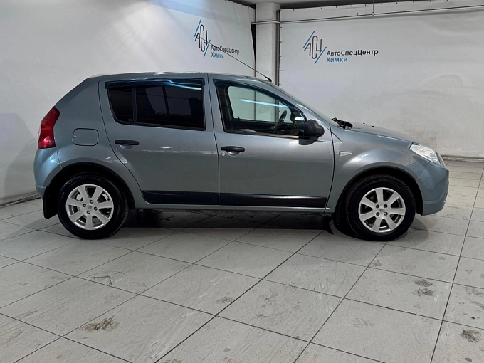 Renault Sandero 2011 1.6 MT (84 л.с.) Синий 84073445 фото 7