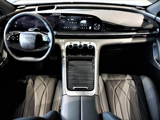 EXEED RX Urban 2.0 AMT 4WD (197 л.с.) Кристаллический белый фото 4