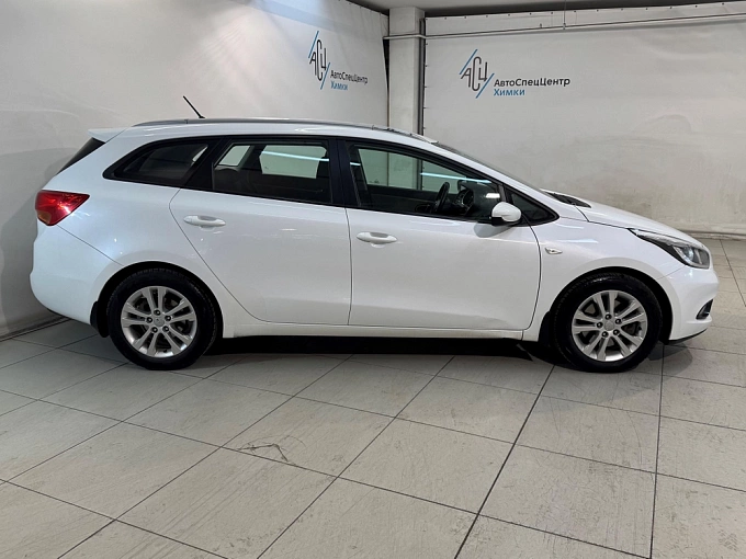 Kia Ceed 2015 1.6 AT (129 л.с.) Белый 84041013 фото 7