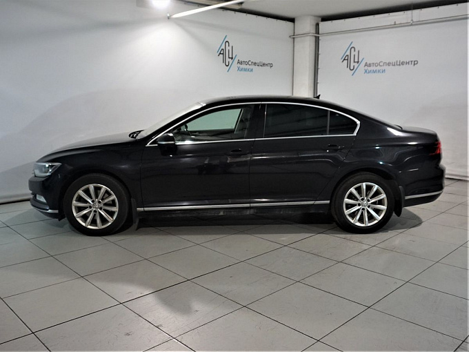 Volkswagen Passat 2016 1.8 AMT (180 л.с.) Чёрный 63359511 фото 3