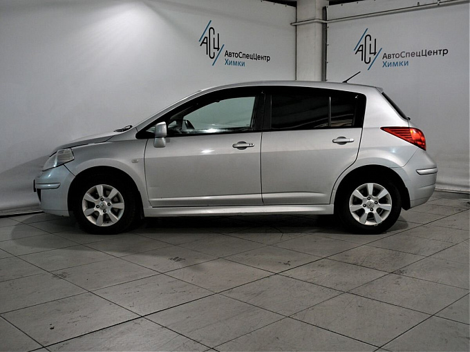 Nissan Tiida 2012 1.6 AT (110 л.с.) Серебристый 59884367 фото 3