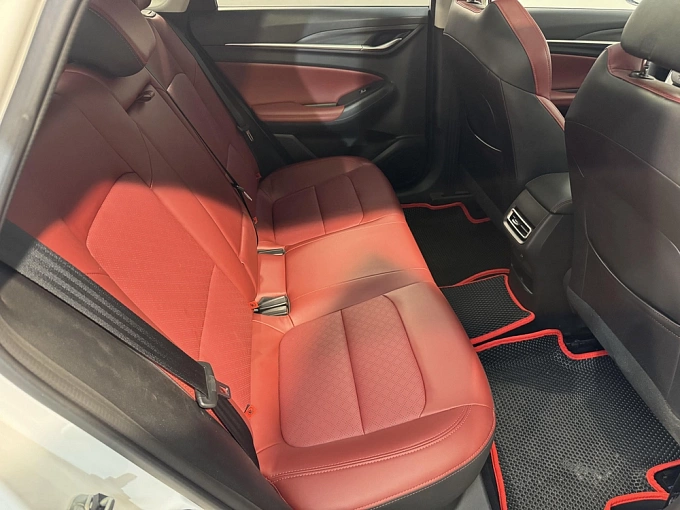 Changan Eado Plus 2023 1.4 AMT (155 л.с.) Белый 84601732 фото 4